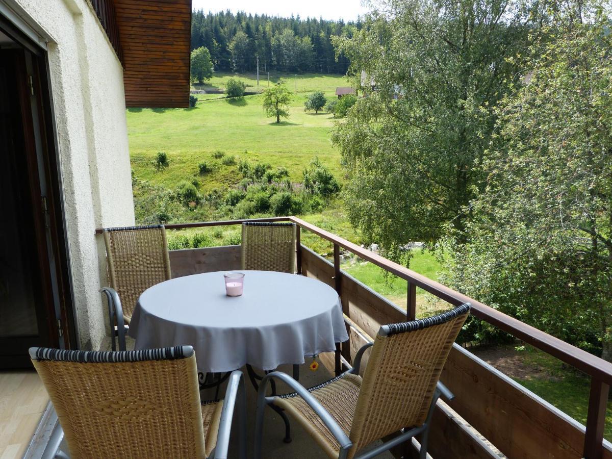 Ferienwohnung Haus Wiesengrund フォルバック エクステリア 写真